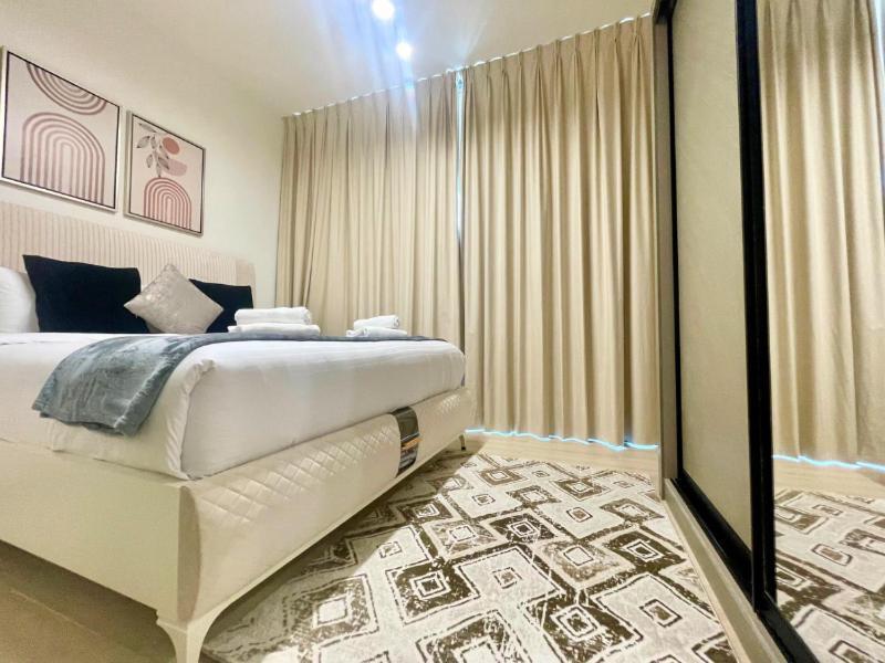 Premium Furnished 1br Binghatti Corner In Jvc - 301
