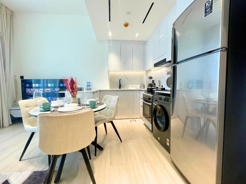 Premium Furnished 1br Binghatti Corner In Jvc - 301 Apartment